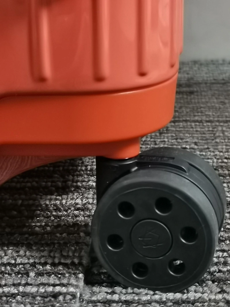 R1m0wa suitcase 4461-0072