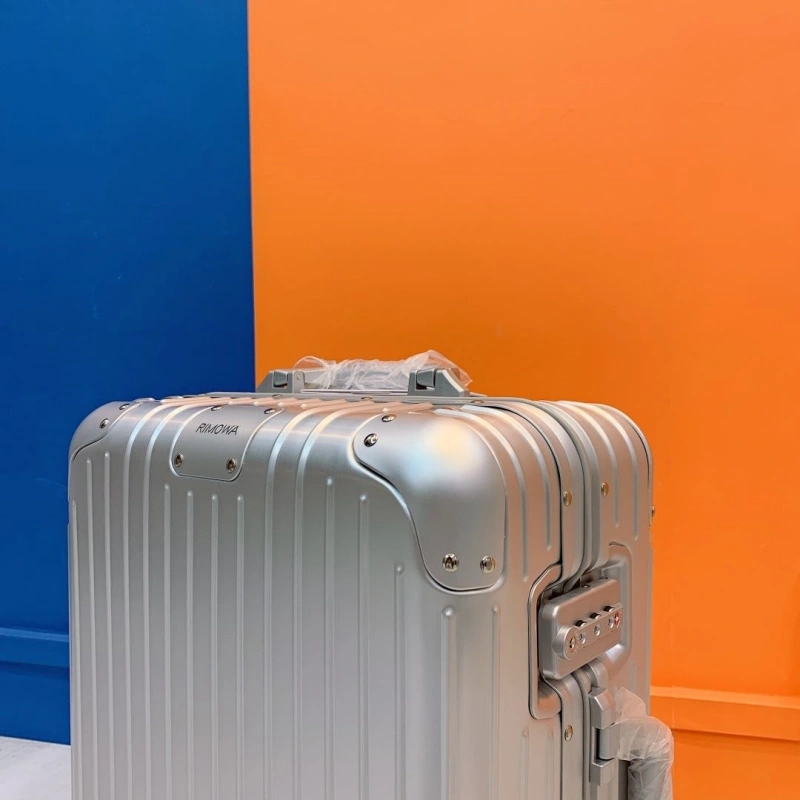 R1m0wa suitcase 4461-0101