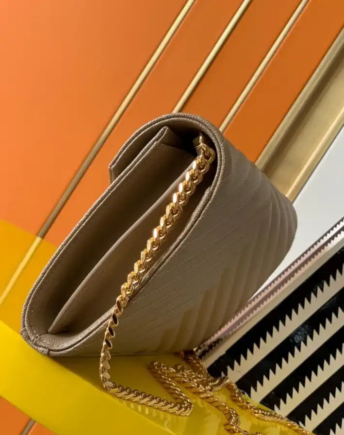 Gvc*1 satchel bags 4837a-0012