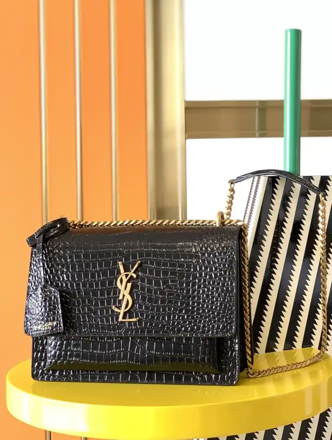 Gvc*1 satchel bags 4837a-0023