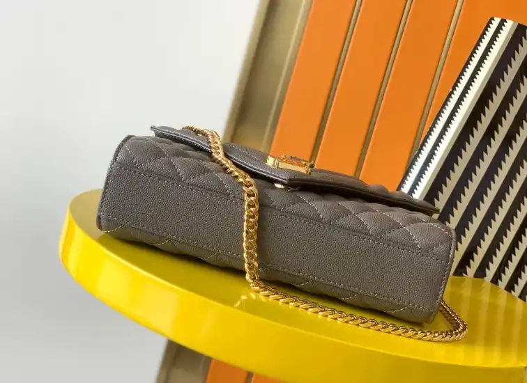 Gvc*1 satchel bags 4837a-0046