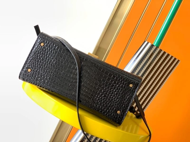 Y51 top handle bags 4837b-0082